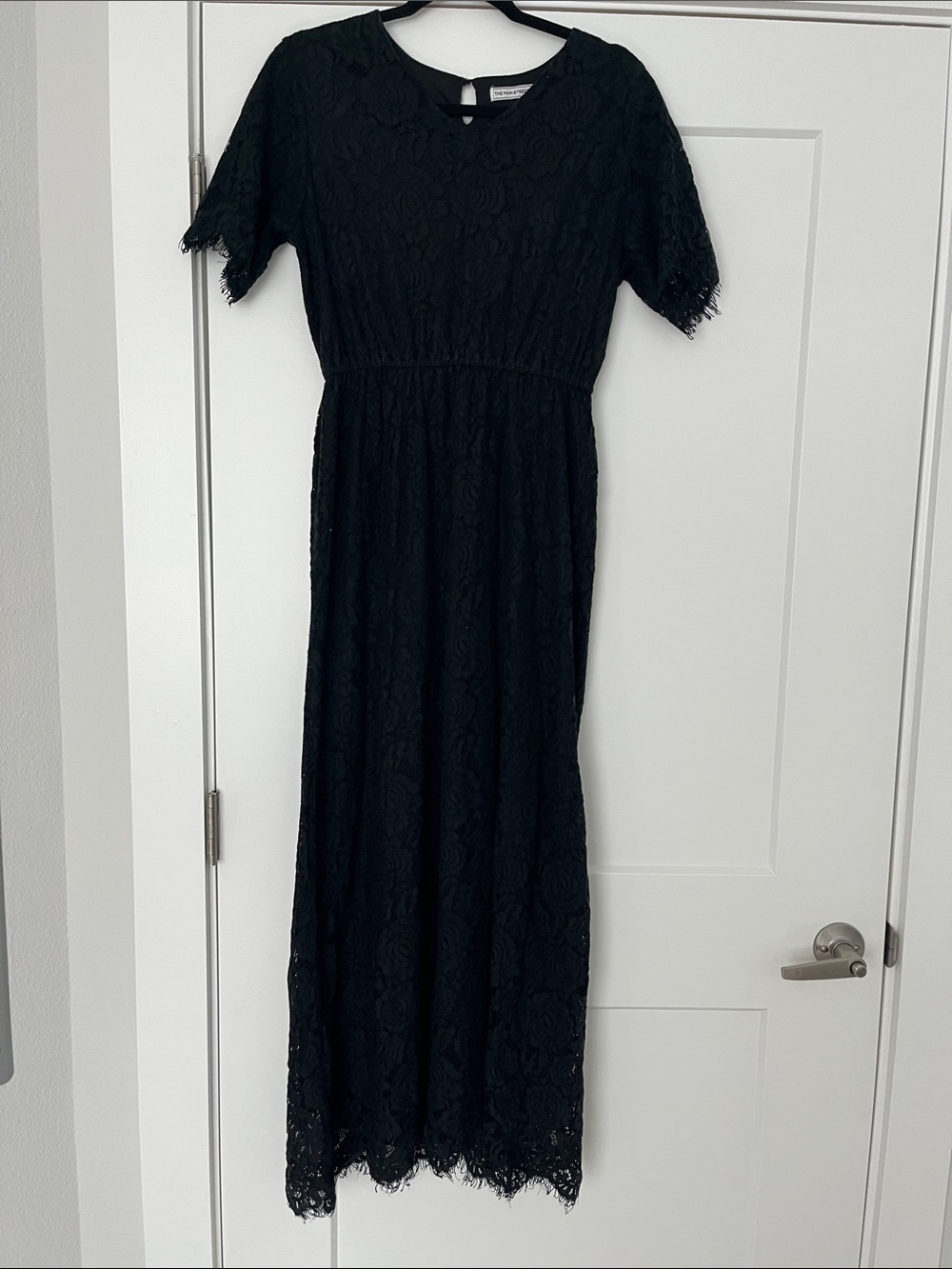 Main Street Exchange Elegant Lace Maxi Dress - Black size medium